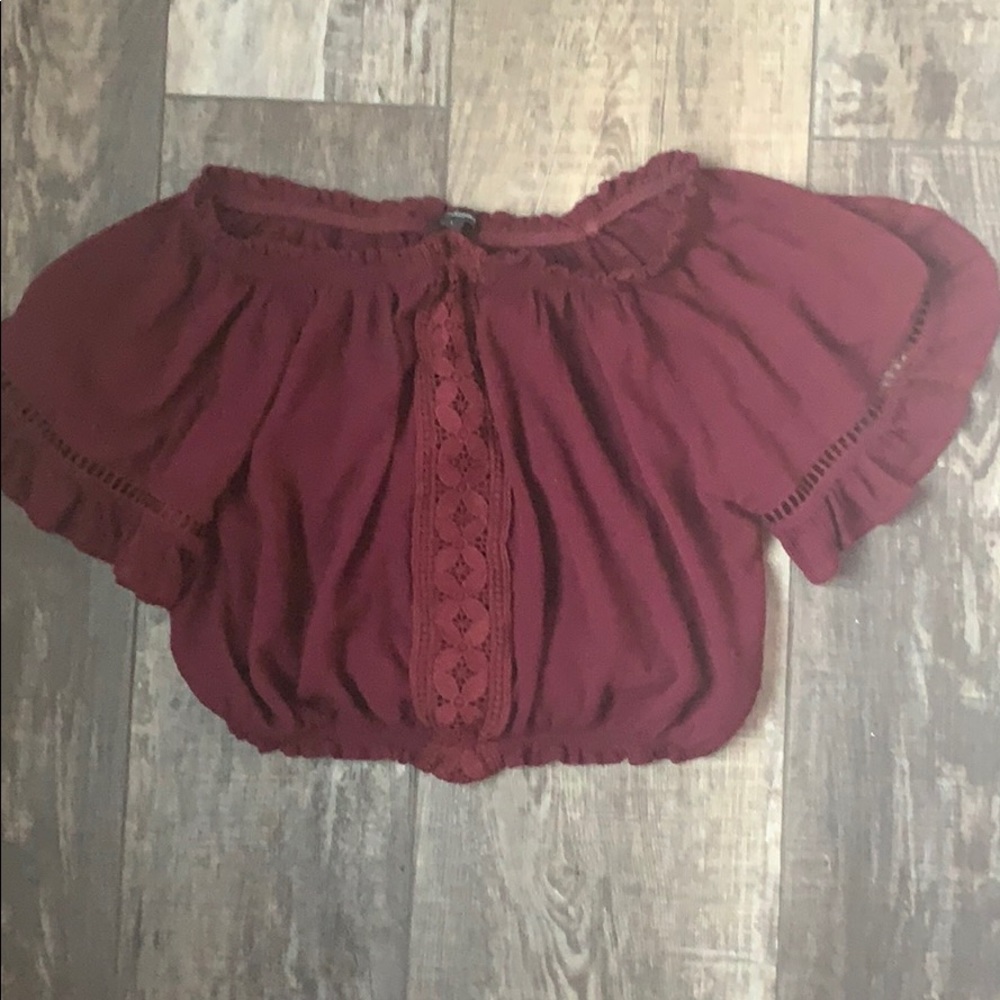 maroon top
